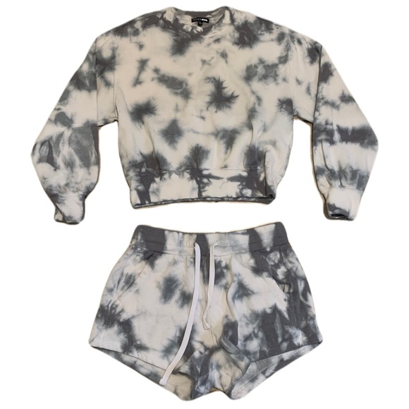 Fashion Nova Grey & White Tie-Dye Cropped Loungewear Set - Size L - Picture 1 of 12